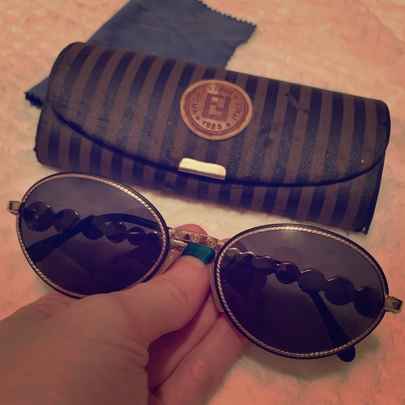 fendi zodiac sunglasses